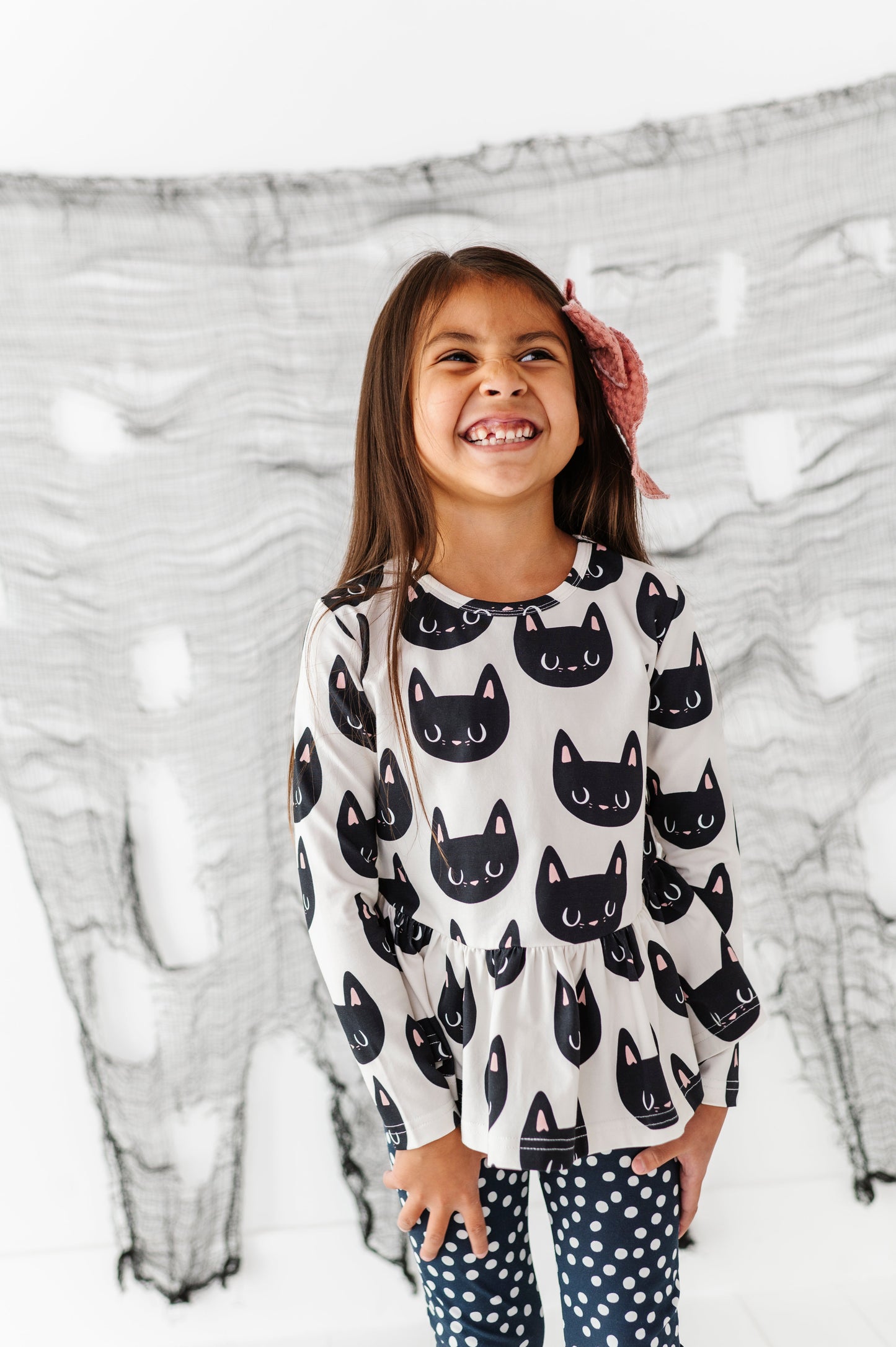 Black Cat | PEPLUM