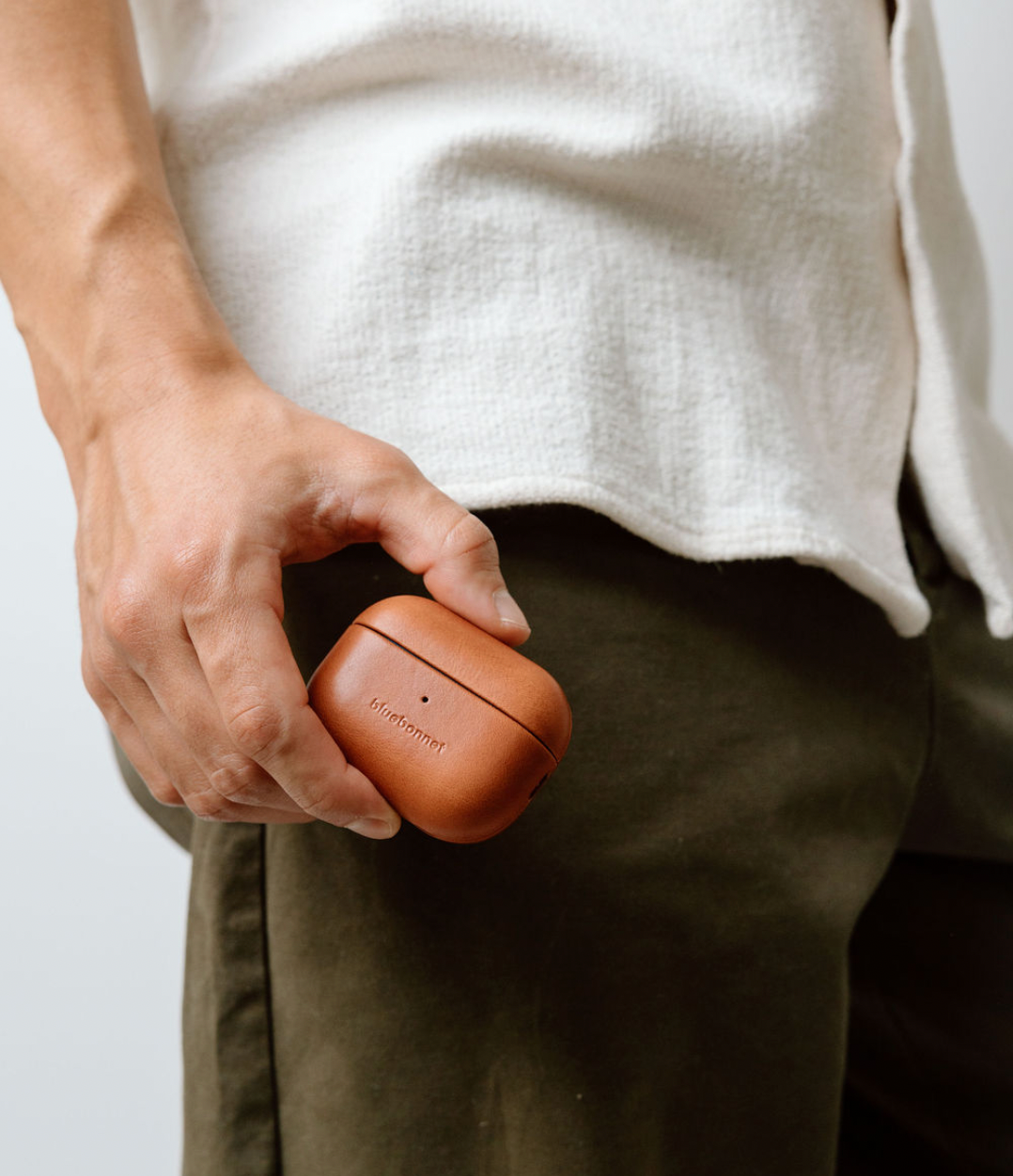Leather AirPods 4 Case - Saddle Tan