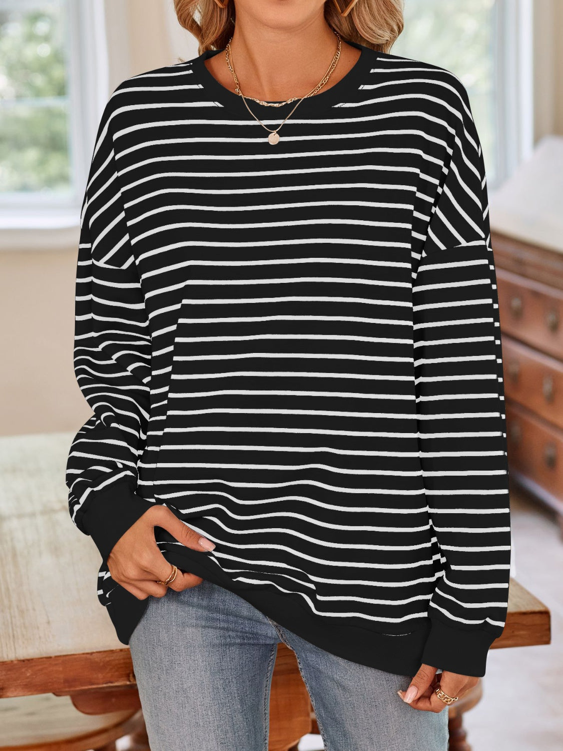 Simplee Striped Long Sleeve Sweatshirt