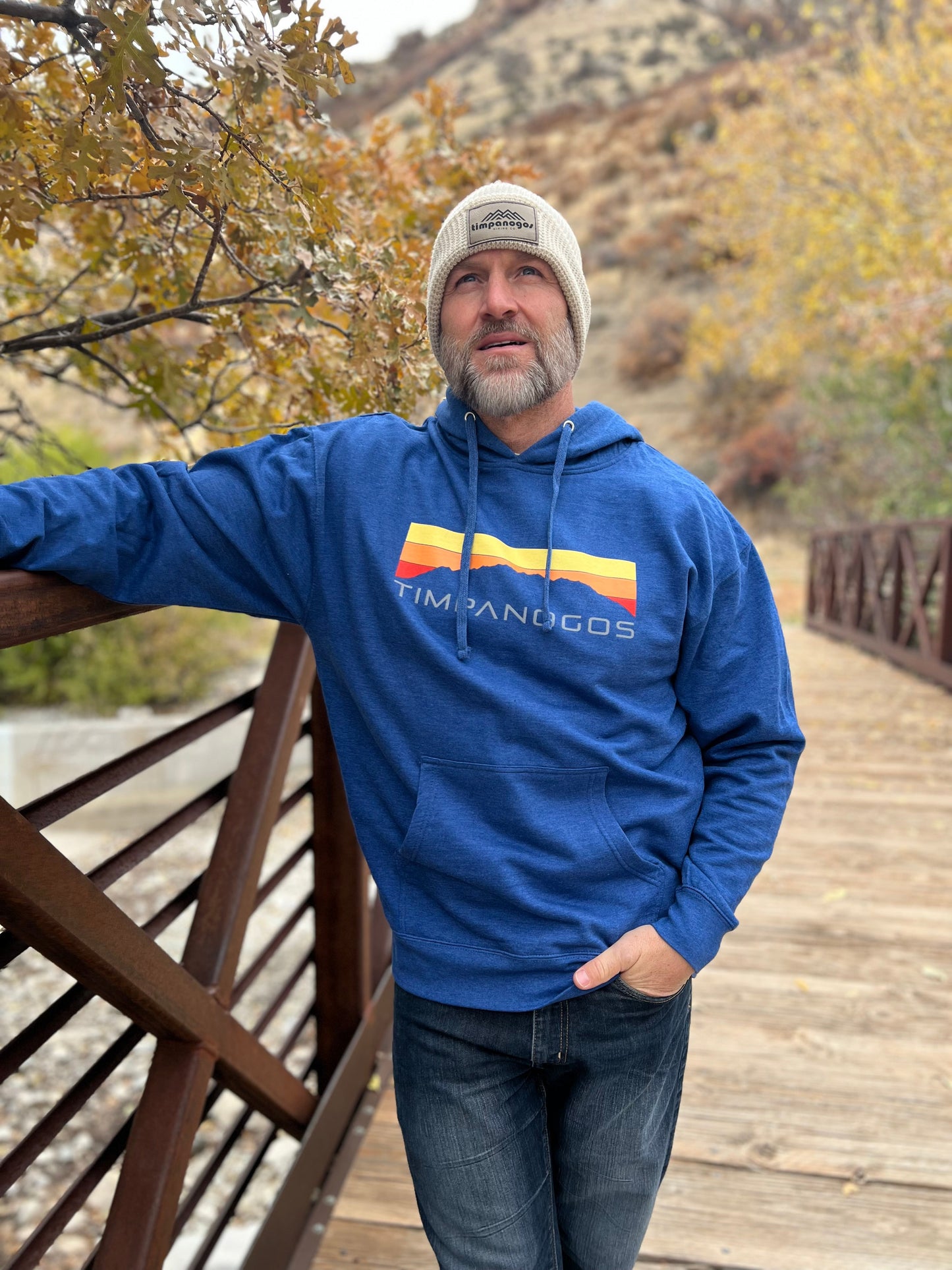 Retro Mountain Classic (warm) - Mountain Blend Hoodie