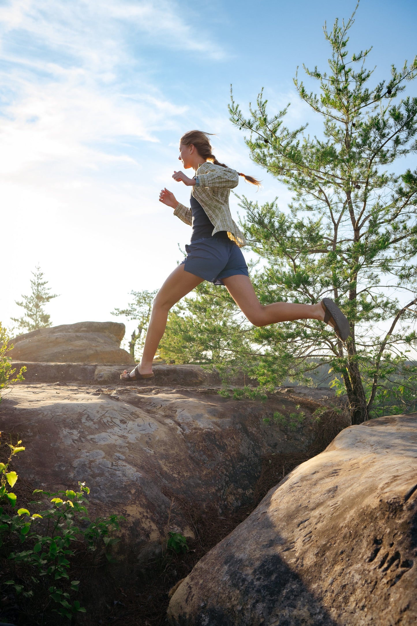 NEW Women's Journey Tech 3.5" Short (Lake)