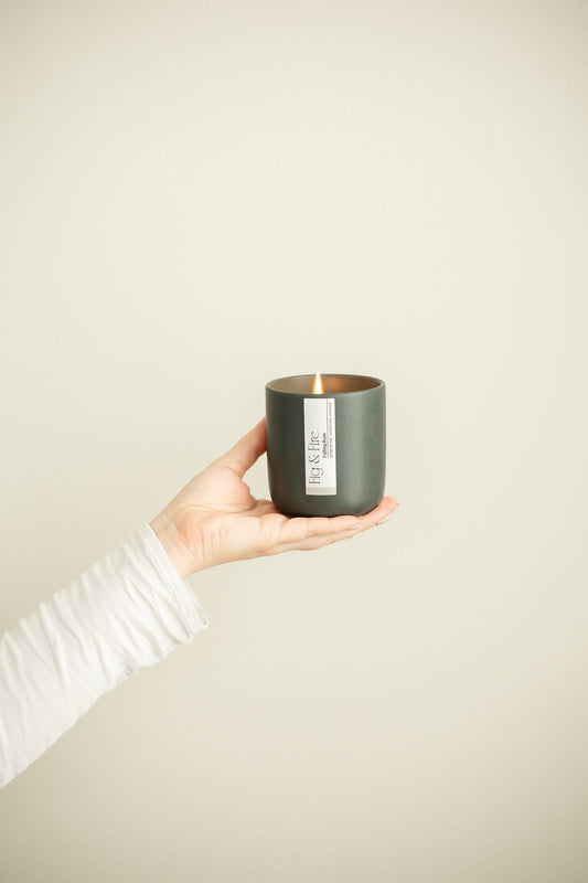 Falling Rain Soy Candle (Natural, Vegan & Non-Toxic)