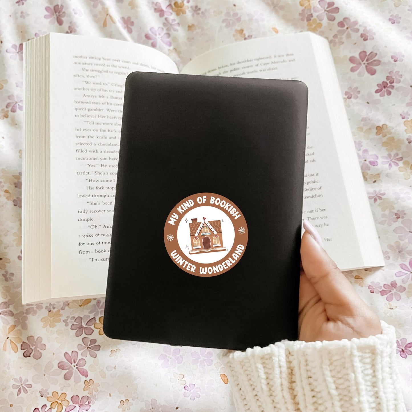 My Kind Of Bookish Winter Wonderland (Decal)
