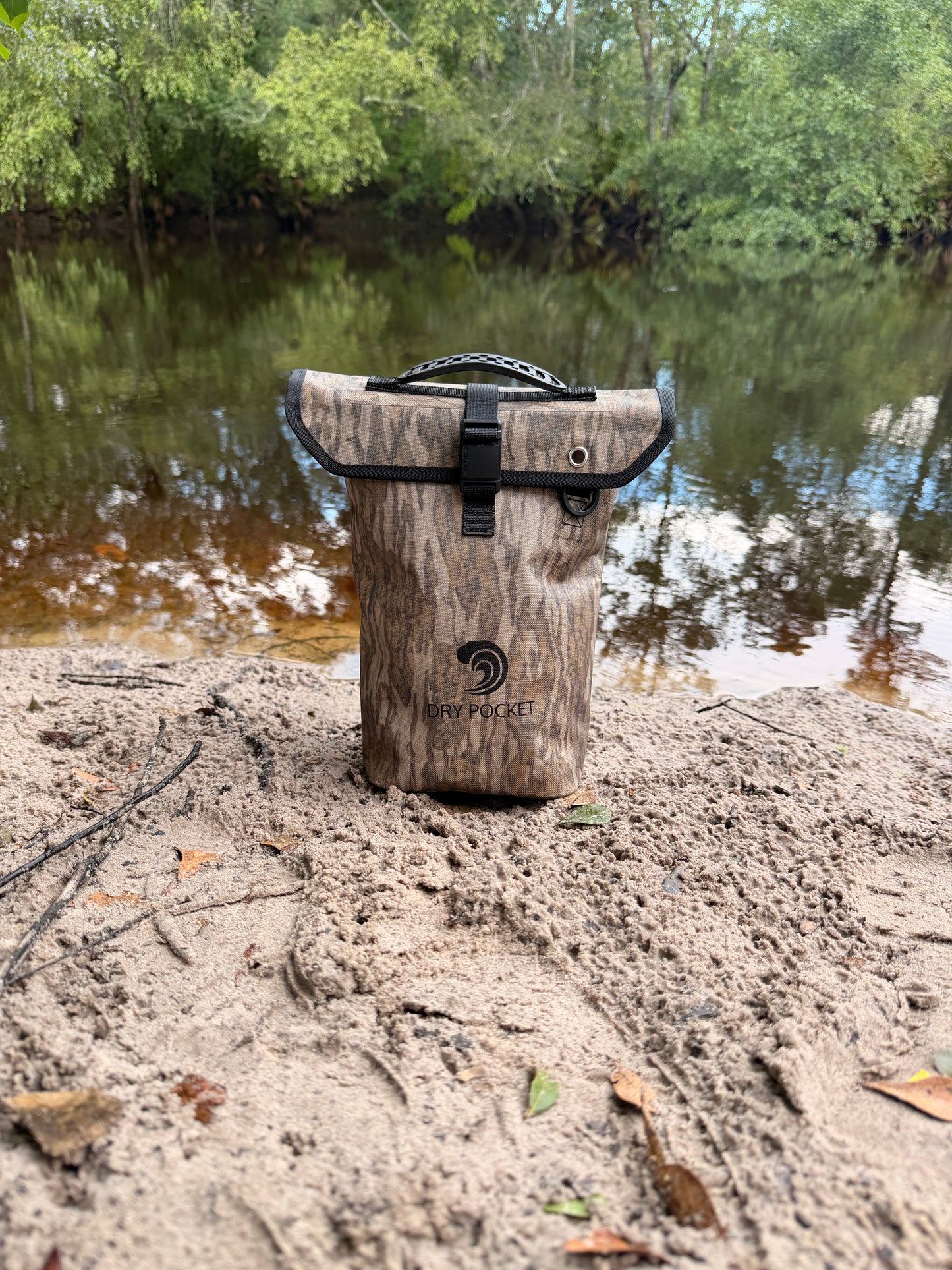 Shell Bag / Boating Bag - Bottomland Camo