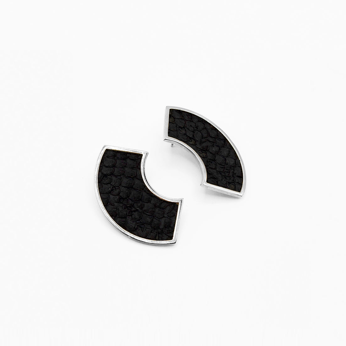 WAPPOO EARRINGS