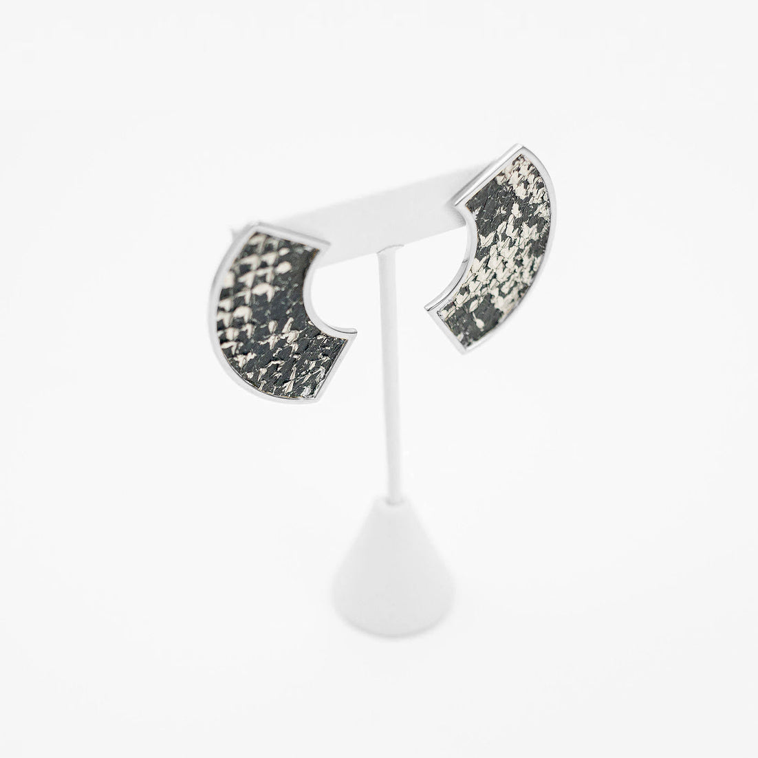 WAPPOO EARRINGS
