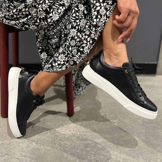 Women's Traviata - Black