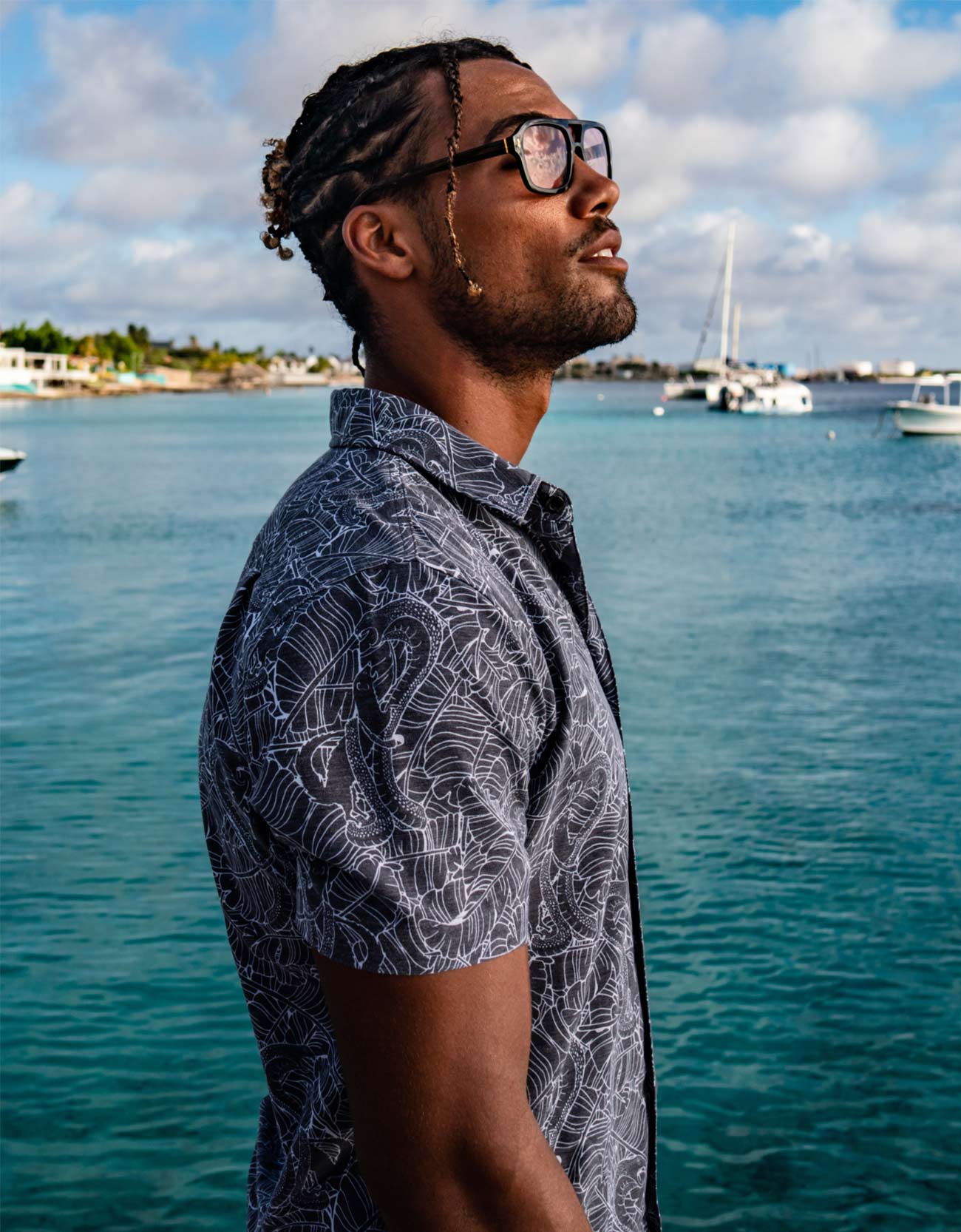 FAIR FIGHT BLACK - VAGABOND™ BUTTON UP