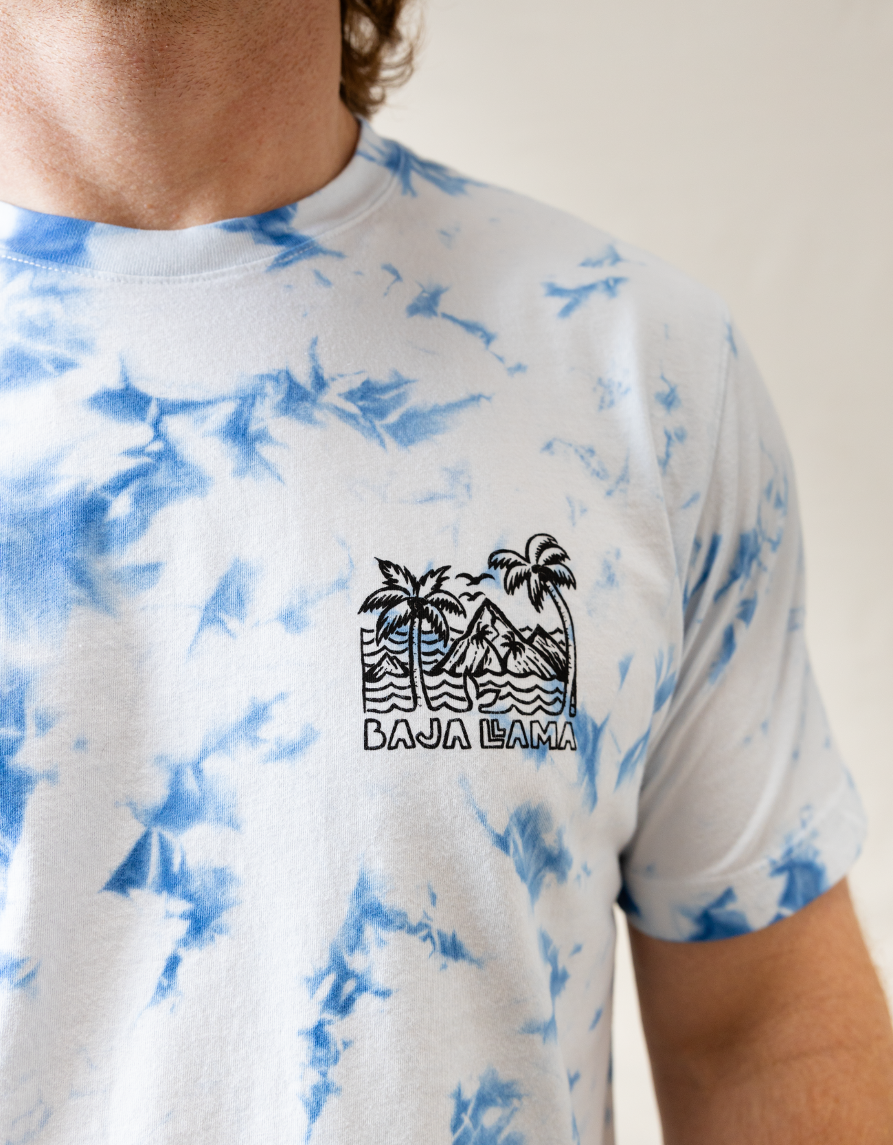 WAVY DAYZ - BLUE TIE DYE PRIMO GRAPHIC TEE