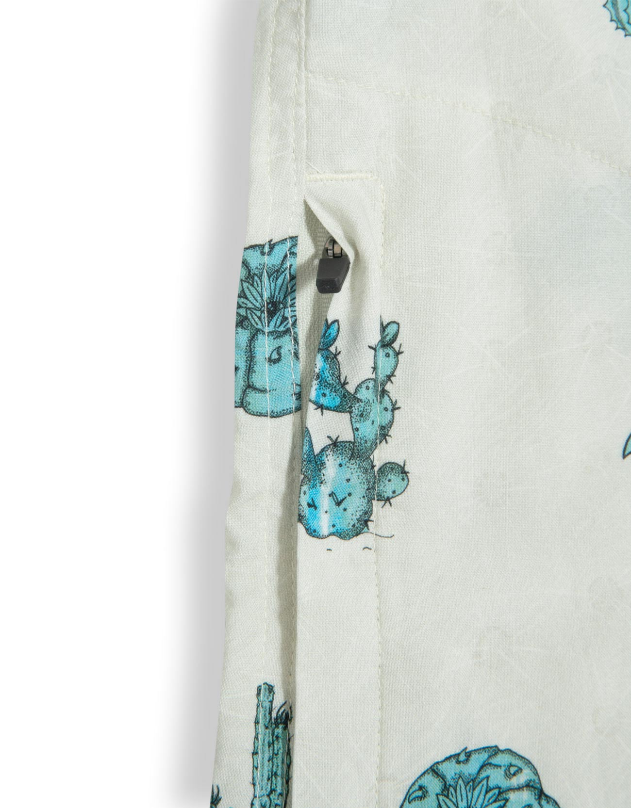 NO DROUGHT NO DOUBT - 7-SEAS™ BUTTON UP