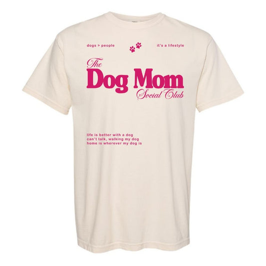 'Dog Mom Social Club' T-Shirt