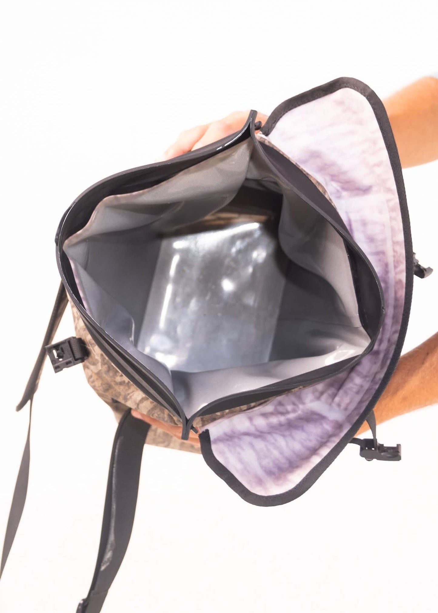 [PRE-ORDER] Waterproof Floating Cooler Bag (Arriving January 2026)