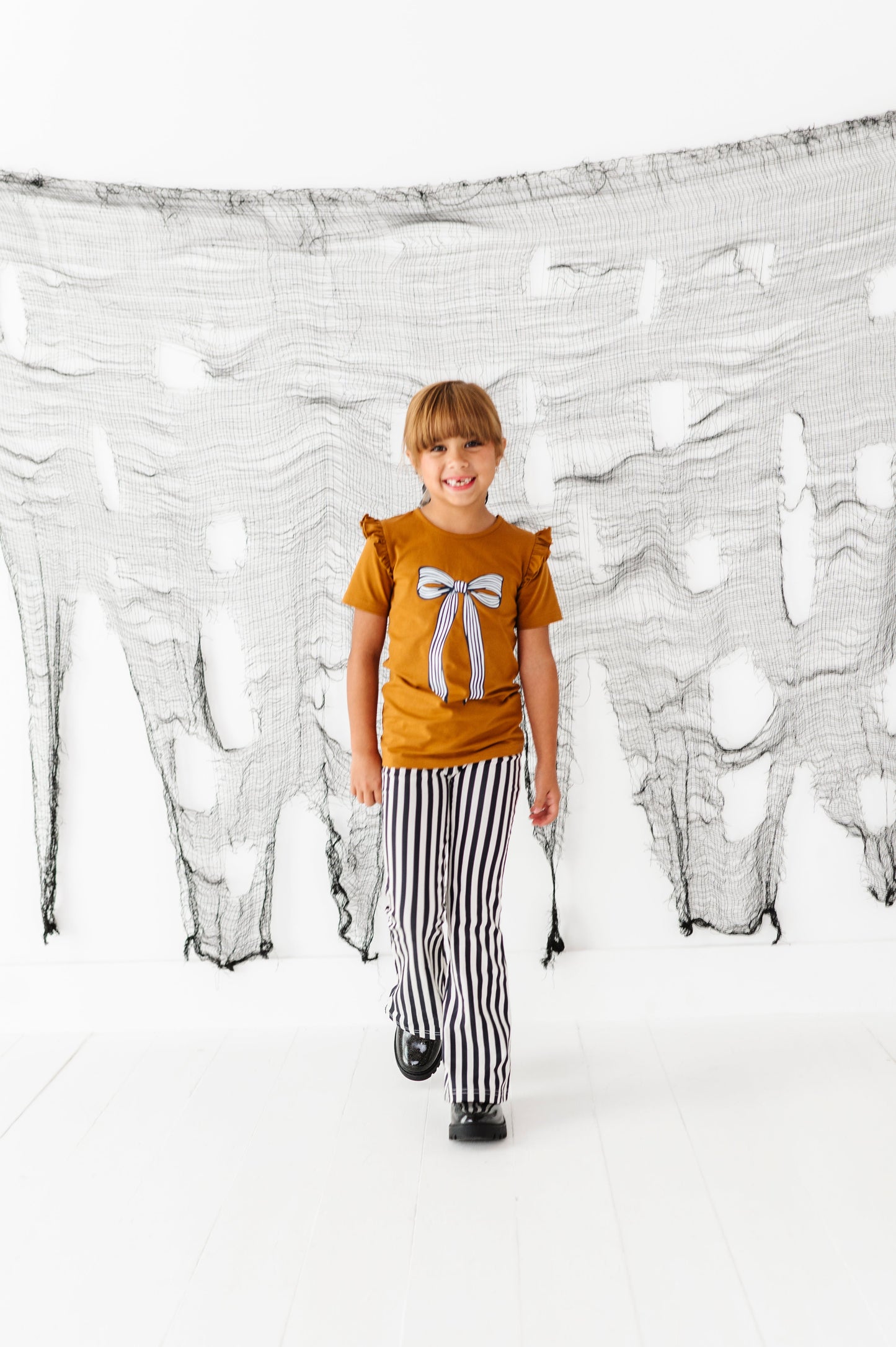 Striped Bow| TEE