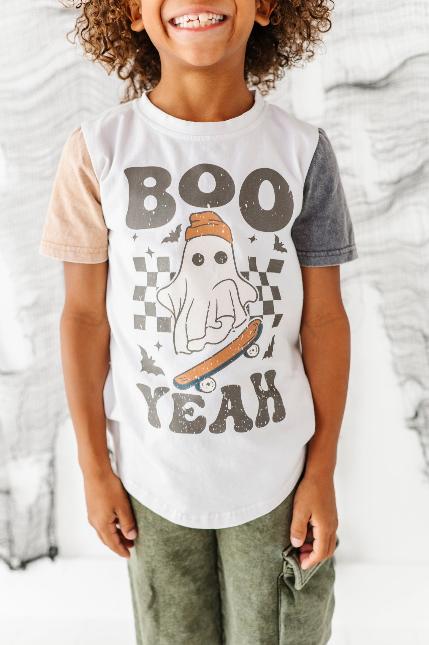 Boo-Yeah | COLOR-BLOCK TEE