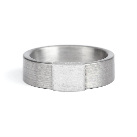 Classic 7mm 14kt White Gold Barrel Band