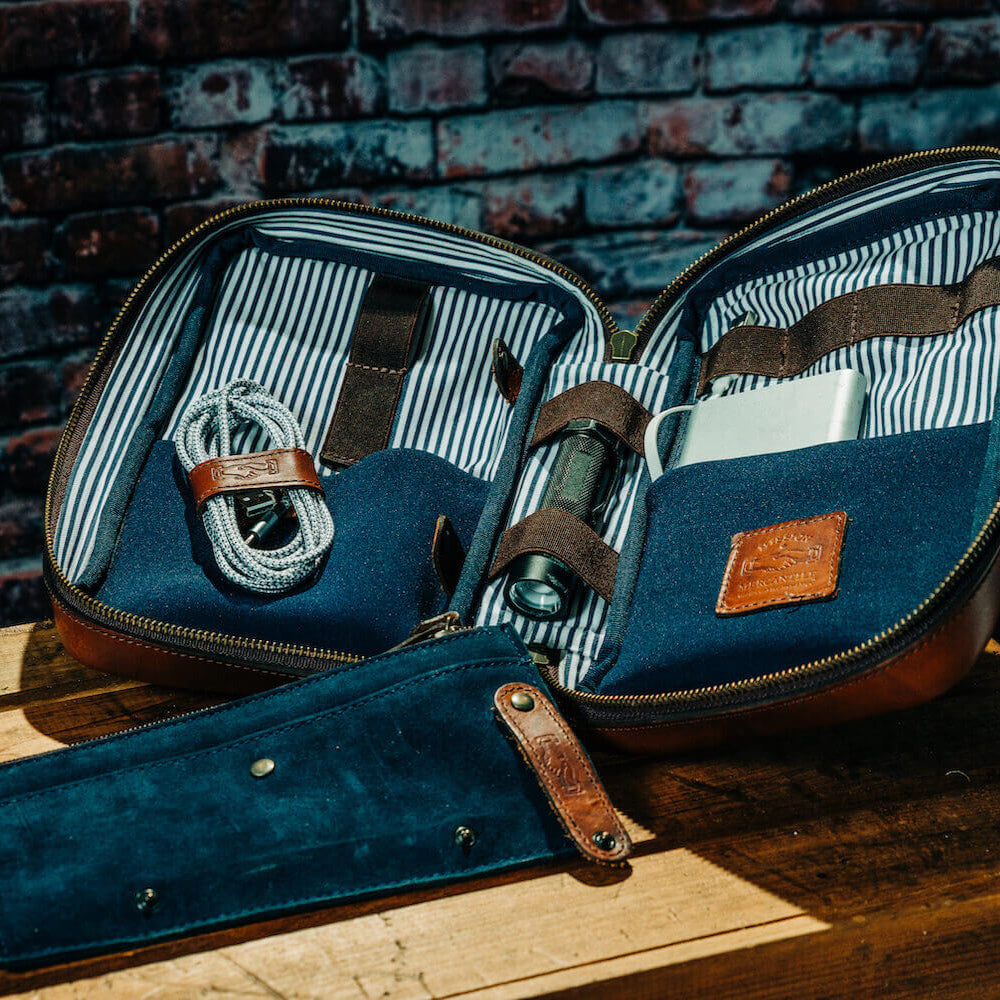 Heritage Leather Doc Electronics Organizer