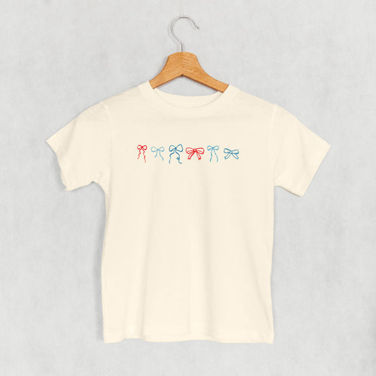 Red And Blue Ribbons (Kids)