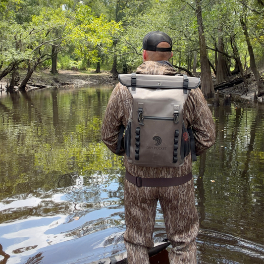 [PRE-ORDER OUR NEW DRY BAG ARRIVING LATE AUGUST] Waterproof Floating Backpack Dry Bag - Olive Night