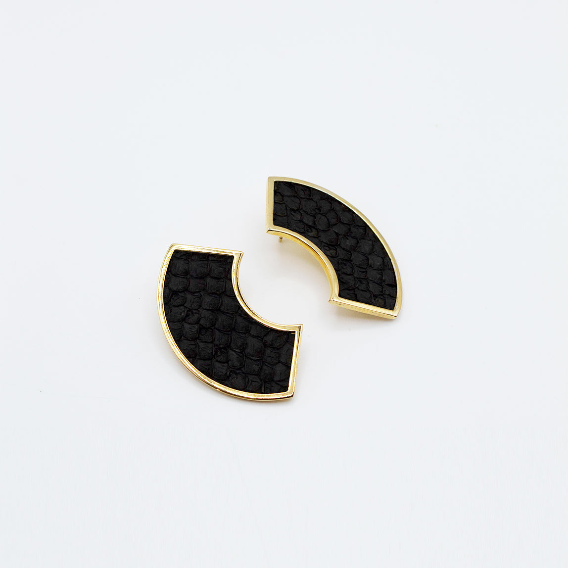 WAPPOO EARRINGS
