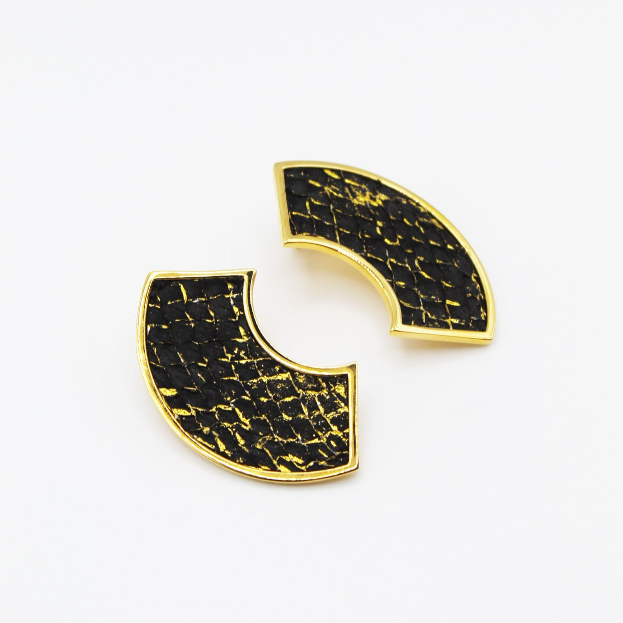WAPPOO EARRINGS