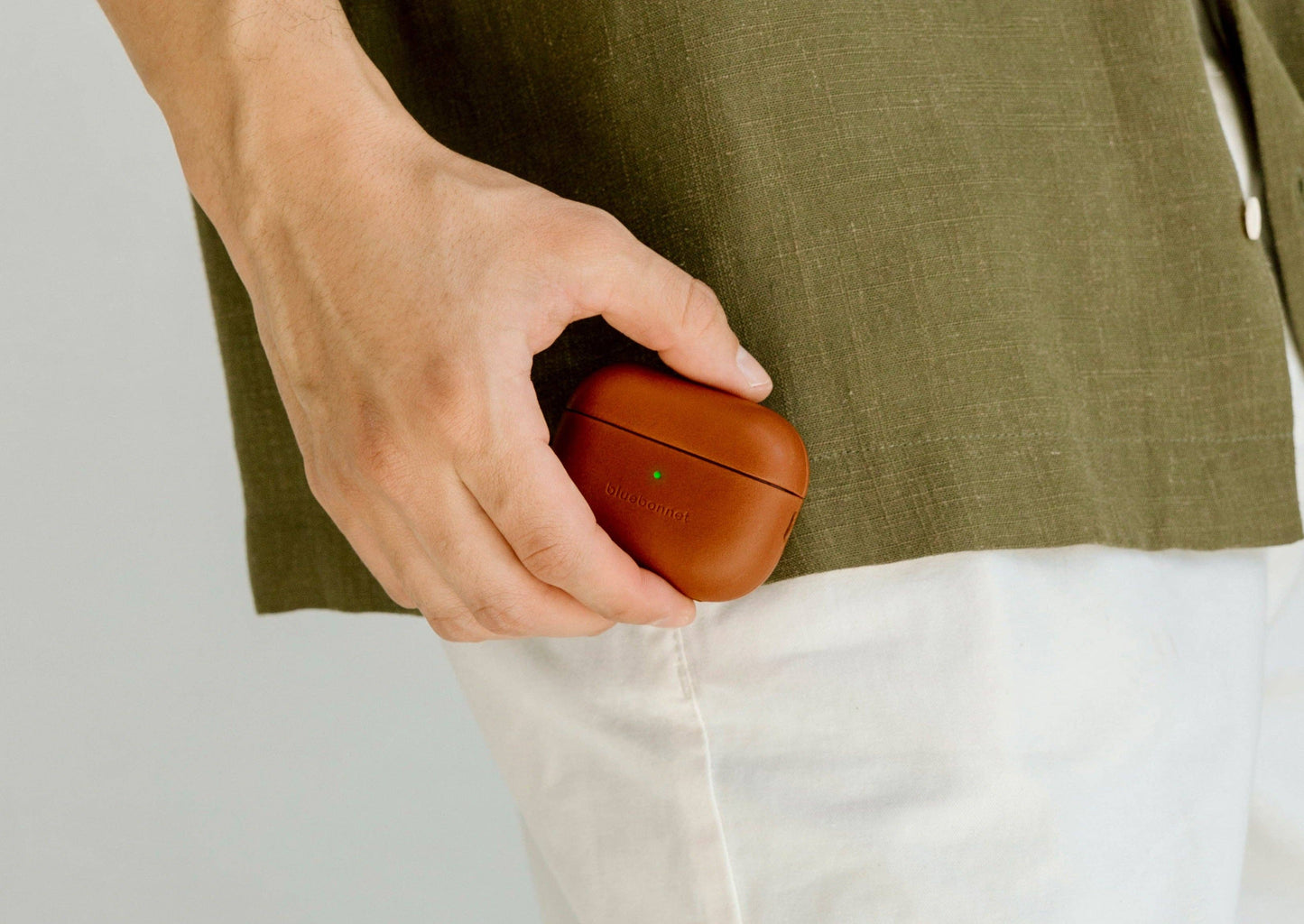 Leather AirPods Pro (1st & 2nd Gen) Case - Saddle Tan
