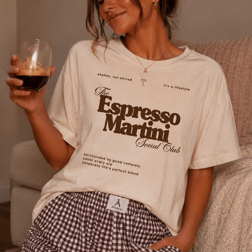 'Espresso Martini Social Club' T-Shirt